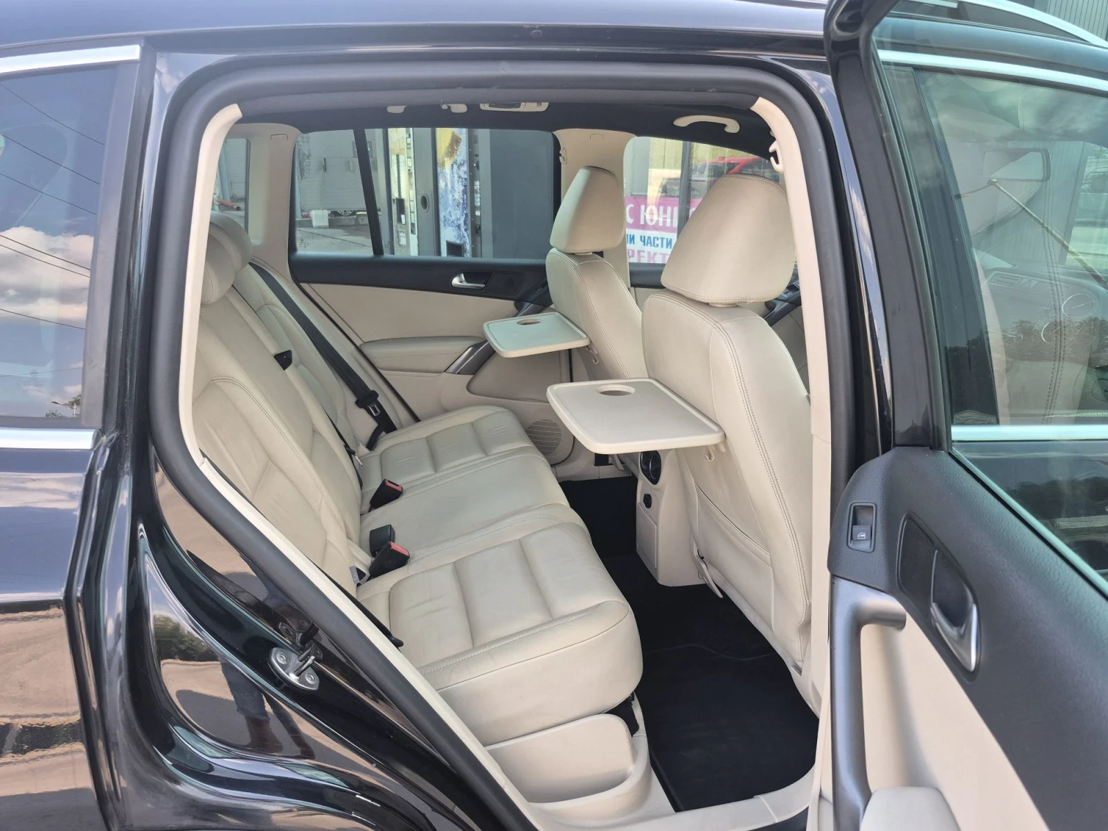 VW Tiguan 150к.4?4КОЖА.НАВ.ПАН., снимка 9 - Автомобили и джипове - 55985039