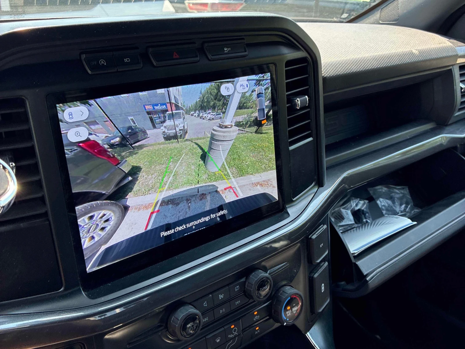 Ford F150 * STX * АВТОКРЕДИТ * ГЛАВНО ПРЕДСТАВИТЕЛСТВО, снимка 12 - Автомобили и джипове - 56096938