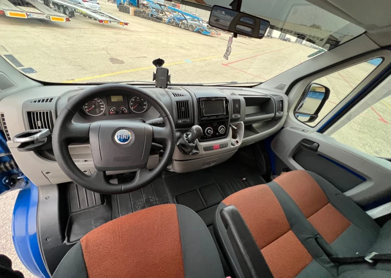 Fiat Ducato 2.3 MultiJet 120к.с * Климатик* , снимка 10 - Бусове и автобуси - 47766472