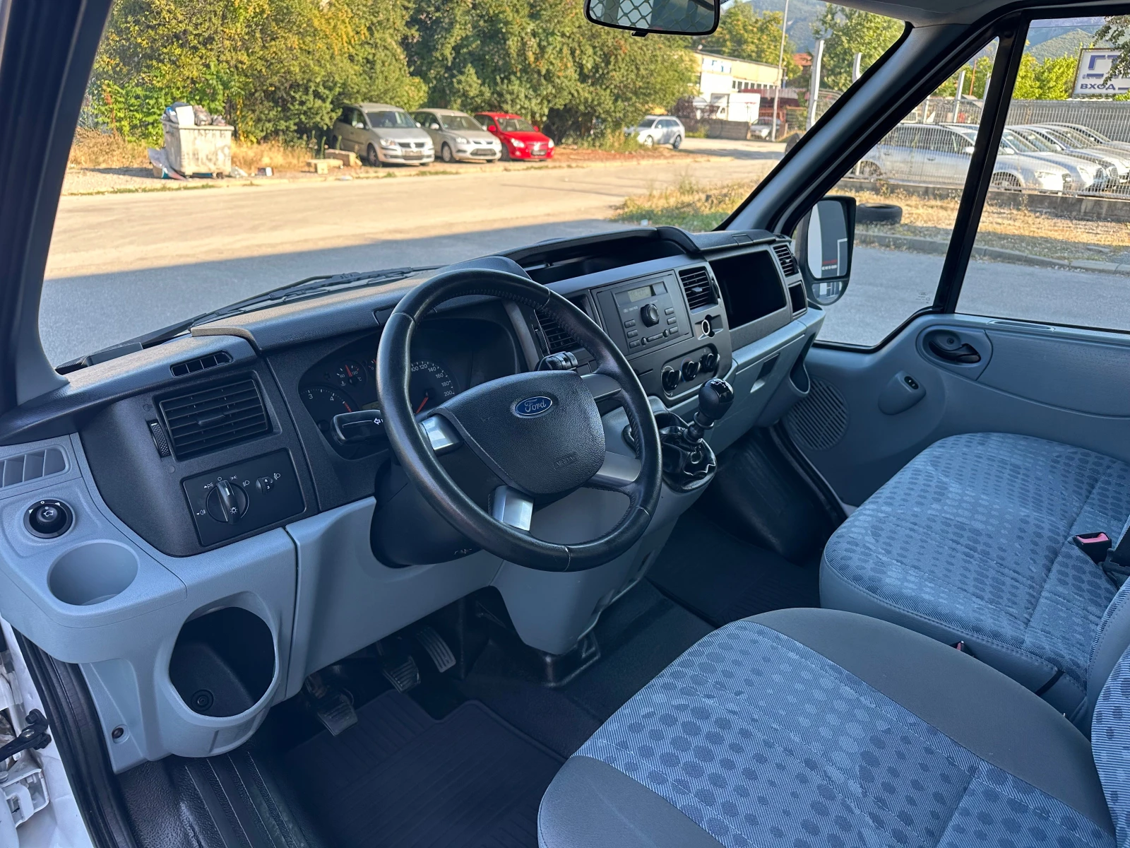 Ford Transit 2.4TDCi Климатик* 4.0м* Италия* , снимка 11 - Бусове и автобуси - 55512633