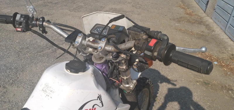 Yamaha Xt Serow, снимка 6 - Мотоциклети и мототехника - 52927232