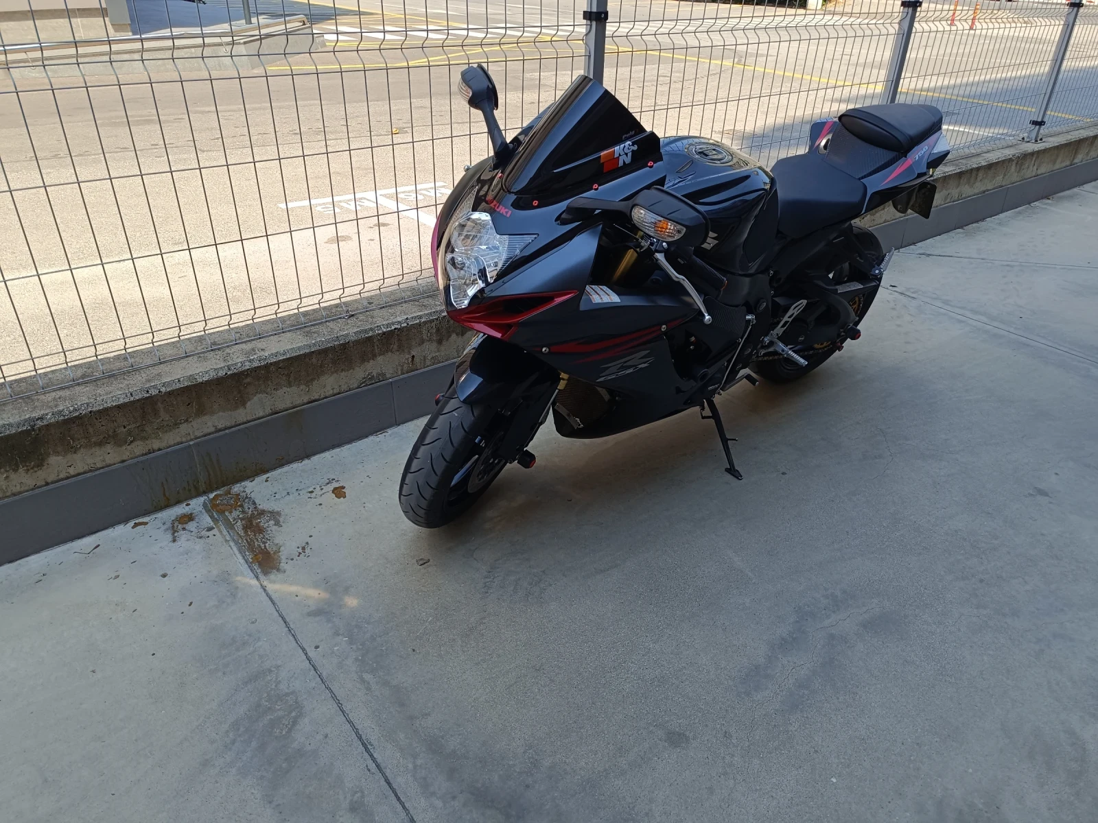 Suzuki Gsxr L2 750 - изображение 3