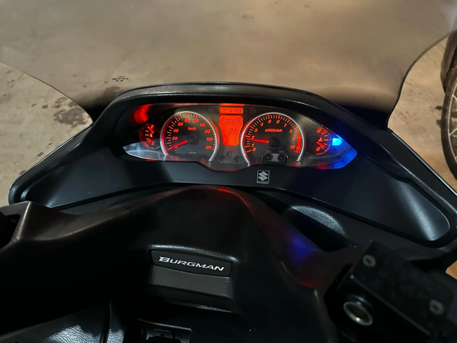 Suzuki Burgman  - изображение 6