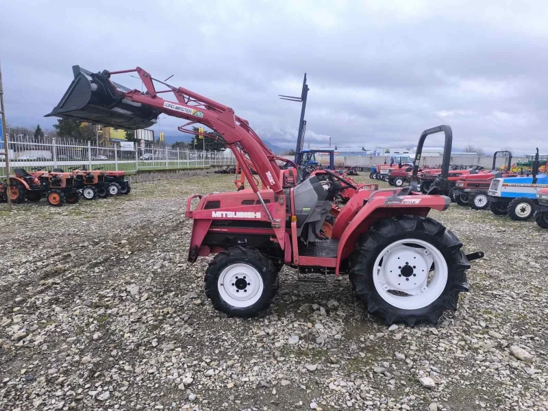 Трактор Mitsubishi МТ246, снимка 8 - Селскостопанска техника - 53505020