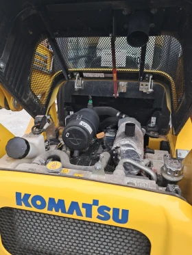 Мини челни товарачи Komatsu, снимка 3