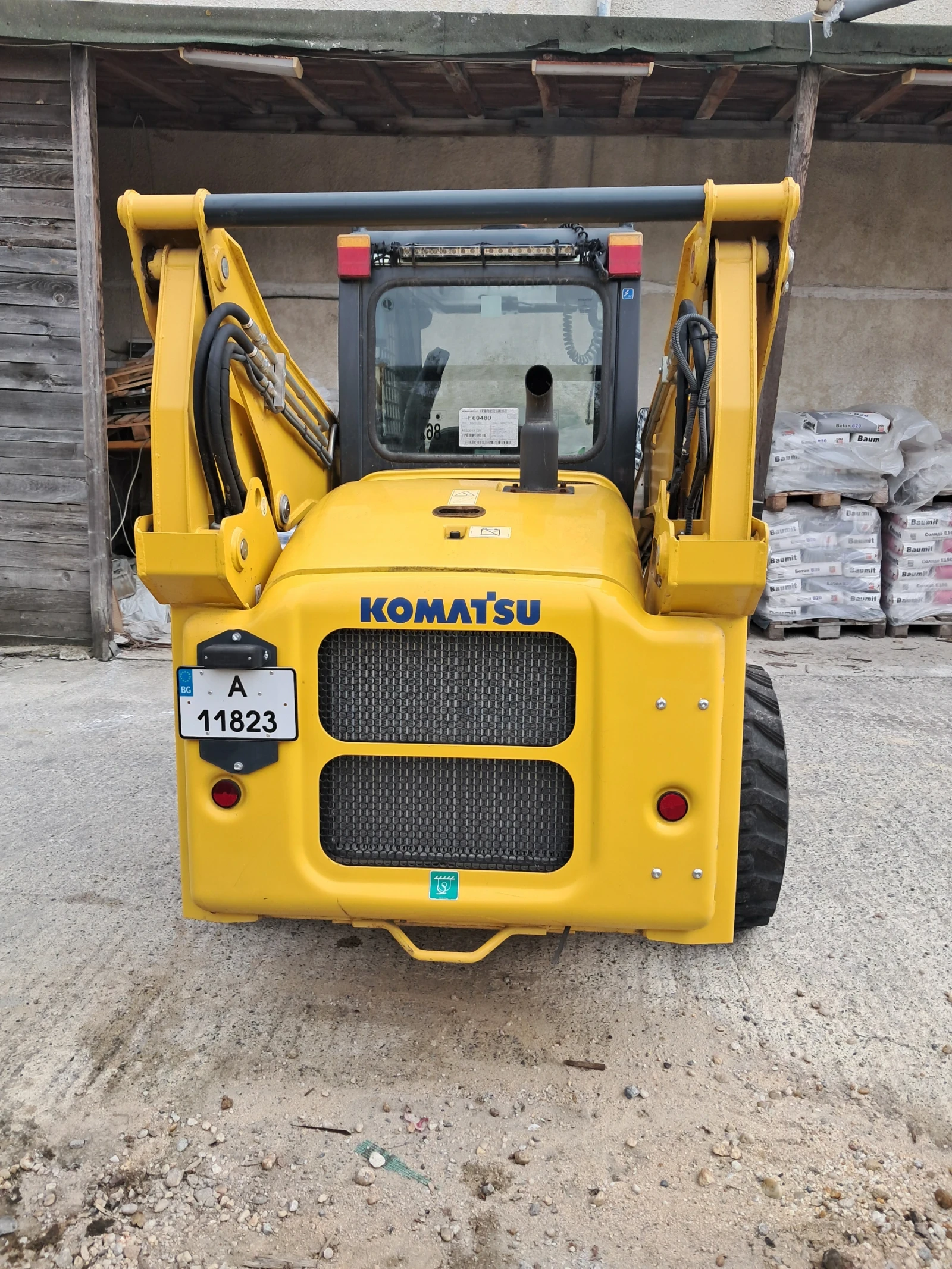 Мини челни товарачи Komatsu, снимка 1