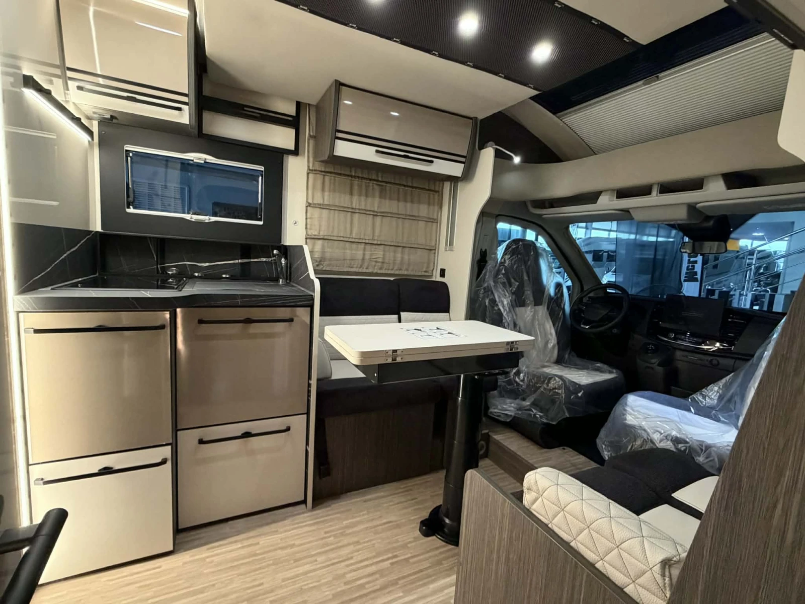 ������ McLouis MC4 881 AT8 165�.�. | Mobile.bg � ����������� 4