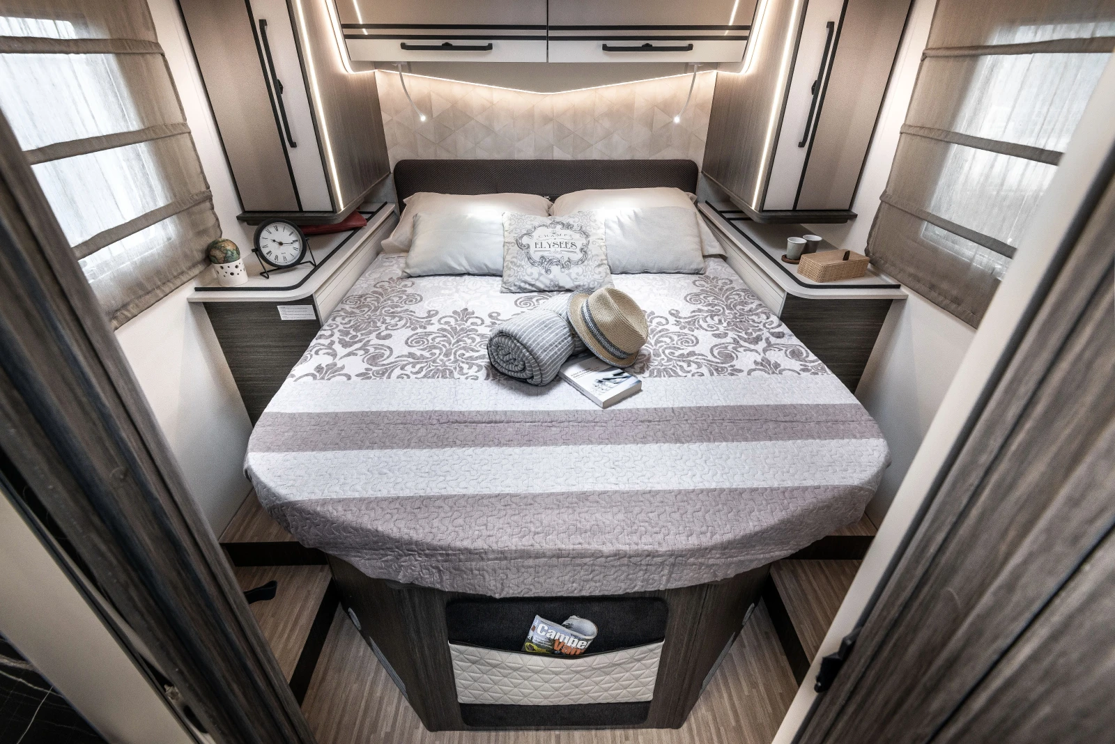 ������ McLouis MC4 881 AT8 165�.�. | Mobile.bg � ����������� 8