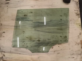 Стъкло задно ляво, странично фолксваген голф 7комби 