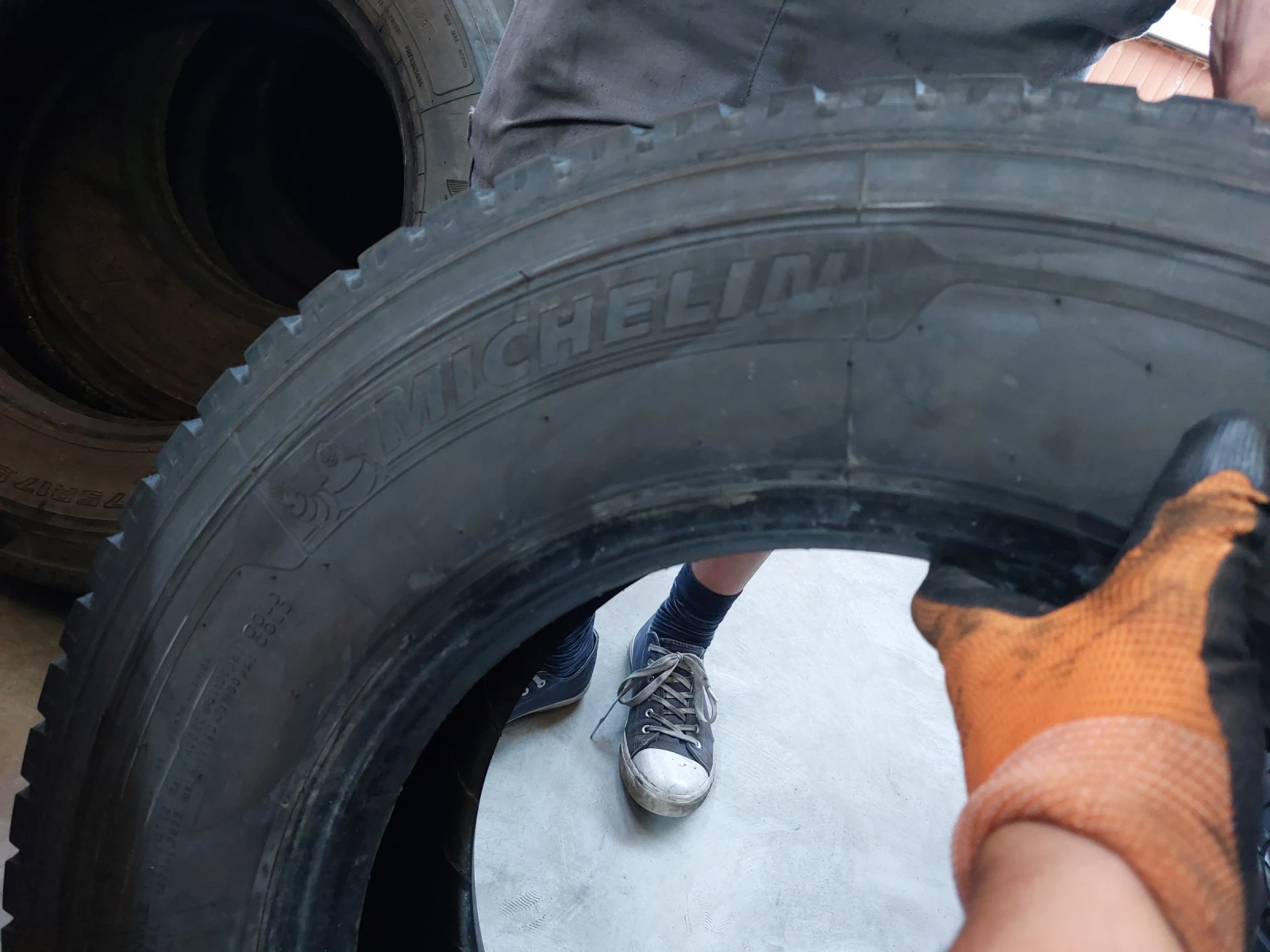 ���� 215/75R17.5 | Mobile.bg � ����������� 6