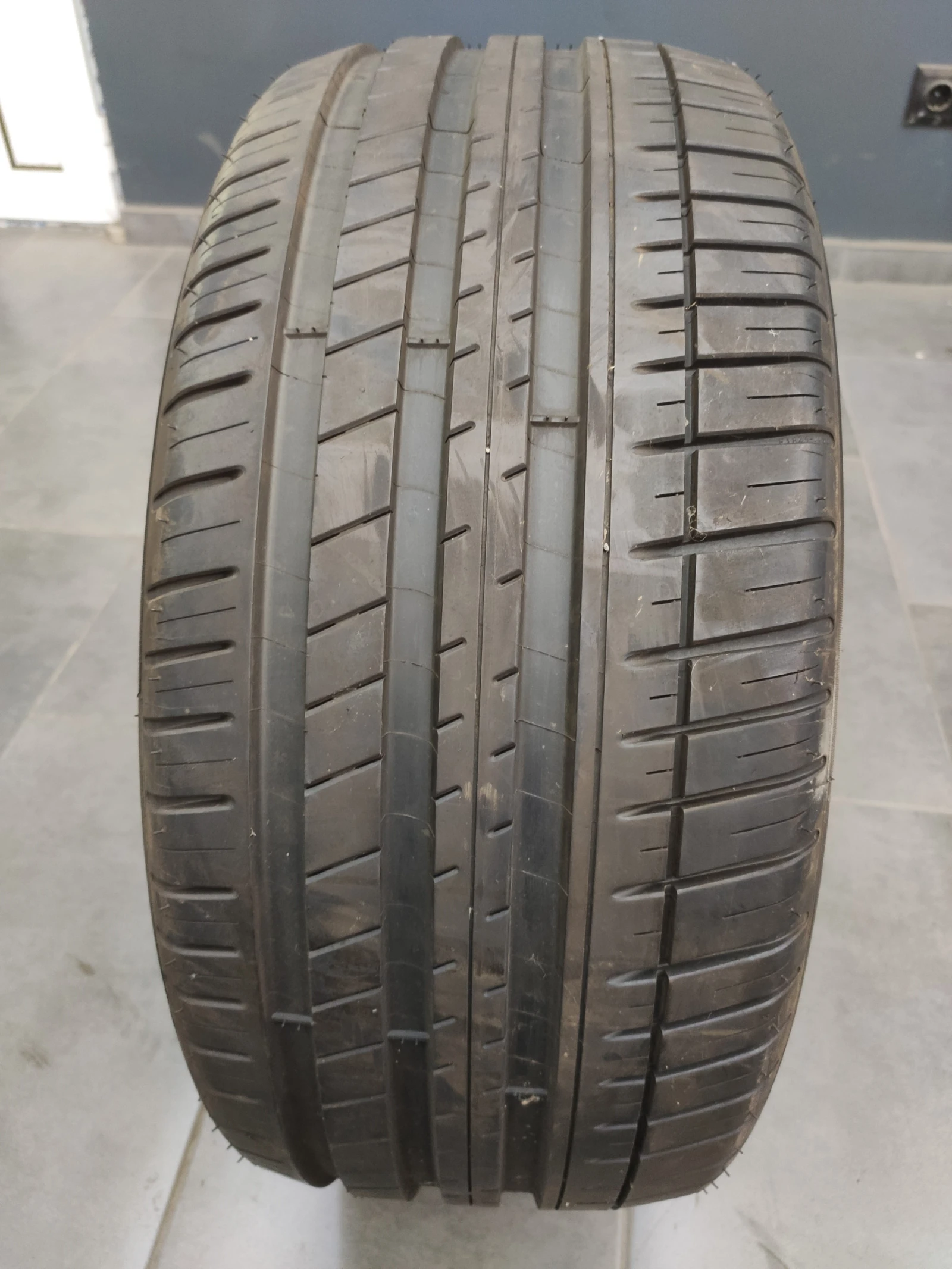  245/40R18 | Mobile.bg   2