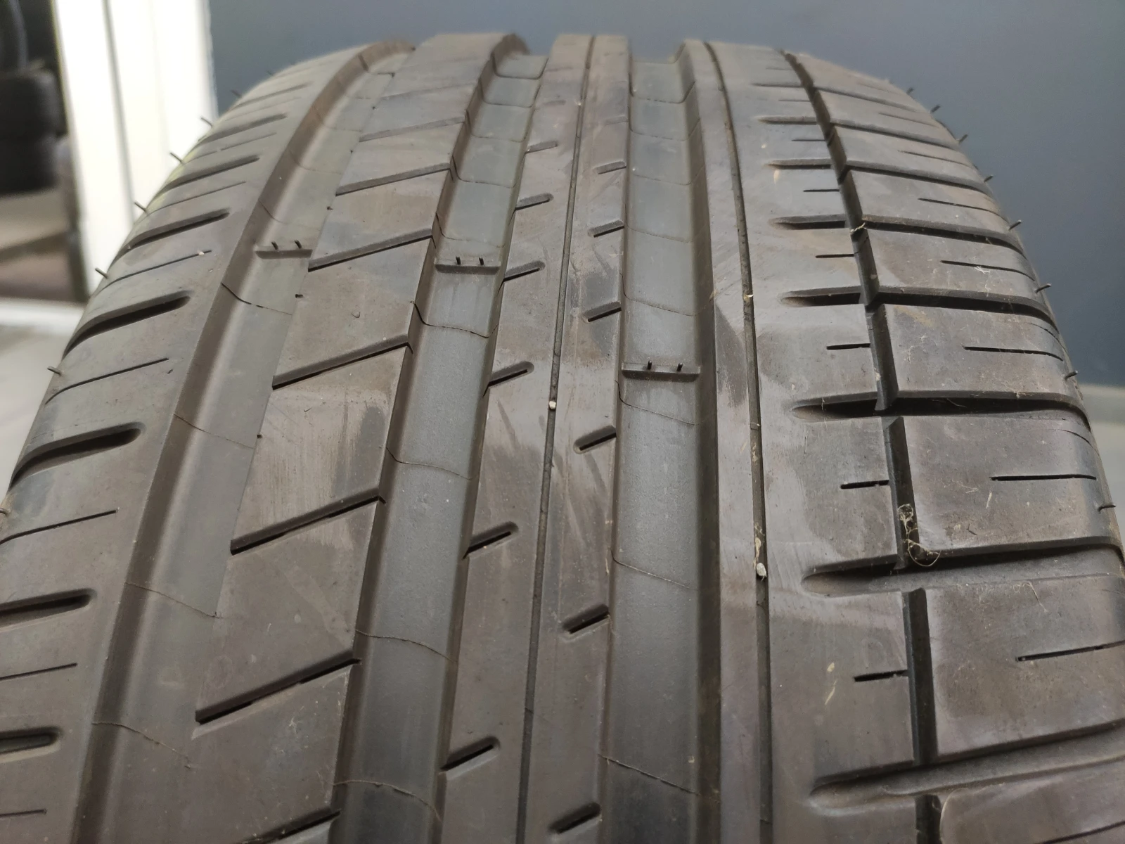  245/40R18 | Mobile.bg   1