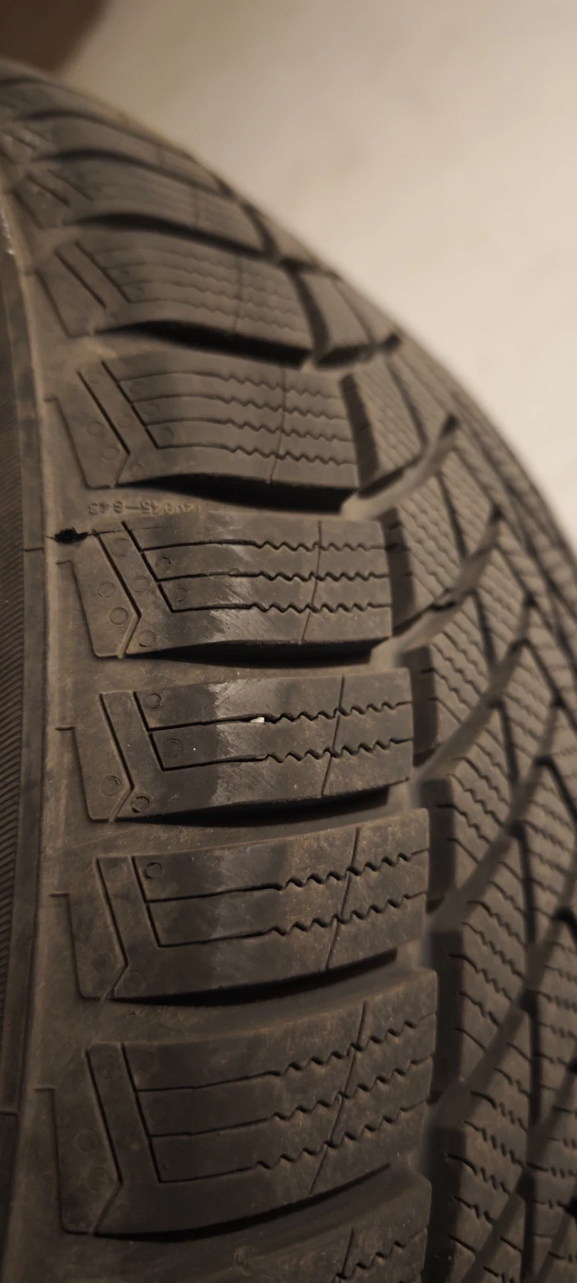 ���� 225/50R19 | Mobile.bg � ����������� 1