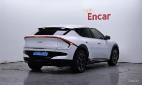 Kia EV6 EARTH* LONG RANGE* 4WD* КОЖА* НАВИ* ОБДУХВАНЕ* ПОД, снимка 2