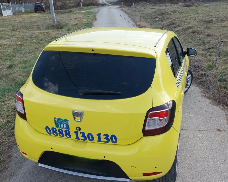 Dacia Sandero LPG , пълен ел. пакет, парктроник., снимка 6 - Автомобили и джипове - 47151661