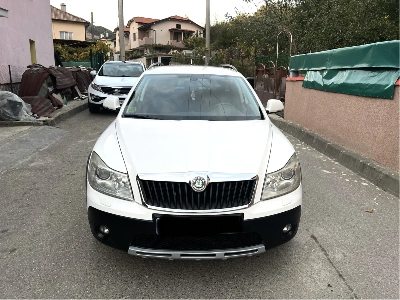 Skoda Octavia Scout 4x4, снимка 6 - Автомобили и джипове - 47730476