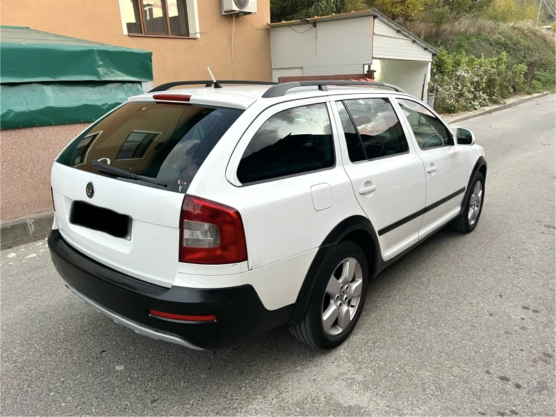 Skoda Octavia Scout 4x4, снимка 2 - Автомобили и джипове - 47730476