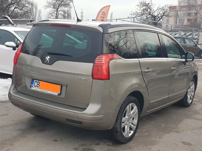 Peugeot 5008 2.0HDi* Klimatronik* EURO5A* ПАНОРАМА* , снимка 4 - Автомобили и джипове - 48770813