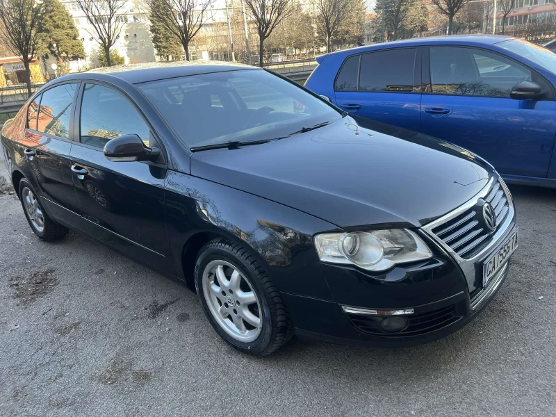 VW Passat 2.0 Tdi, снимка 2 - Автомобили и джипове - 49033904