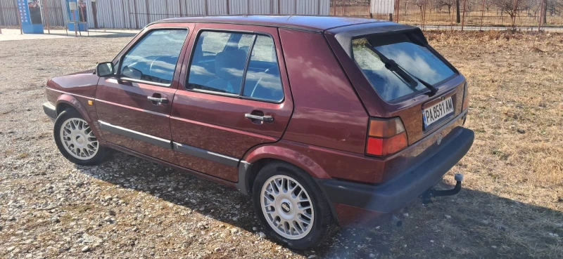 VW Golf, снимка 5 - Автомобили и джипове - 49454098