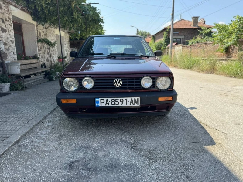 VW Golf, снимка 1 - Автомобили и джипове - 49454098