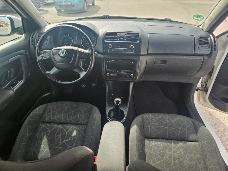 Skoda Fabia 1.6TDI 90кс., снимка 13 - Автомобили и джипове - 49480474