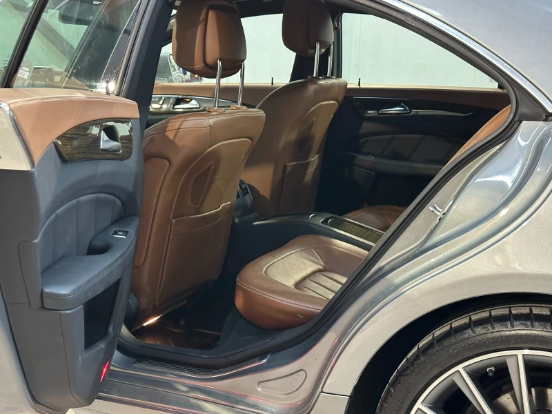 Mercedes-Benz CLS 400 AMG* 96 000 КМ* ПОДГРЕВ* ОБДУХВАНЕ* HARMAN/KARDON*, снимка 14 - Автомобили и джипове - 51083974