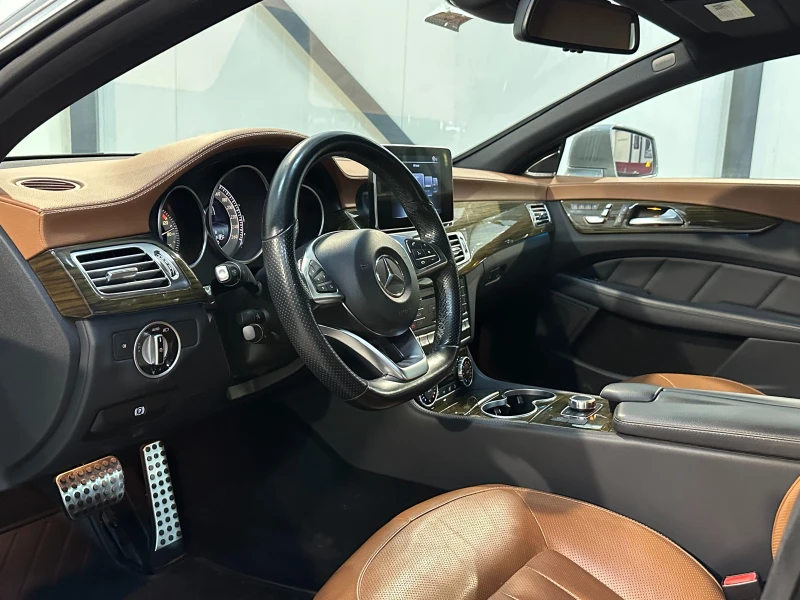 Mercedes-Benz CLS 400 AMG* 96 000 КМ* ПОДГРЕВ* ОБДУХВАНЕ* HARMAN/KARDON*, снимка 9 - Автомобили и джипове - 51083974