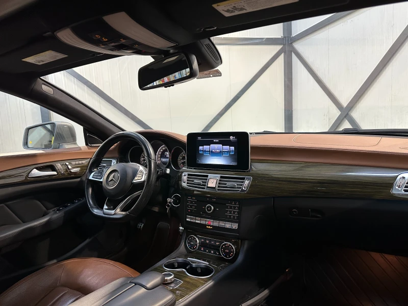 Mercedes-Benz CLS 400 AMG* 96 000 КМ* ПОДГРЕВ* ОБДУХВАНЕ* HARMAN/KARDON*, снимка 10 - Автомобили и джипове - 51083974