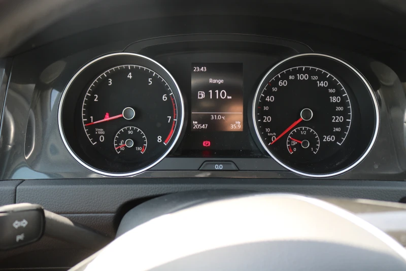 VW Golf 1.4 TSI, снимка 11 - Автомобили и джипове - 51553517