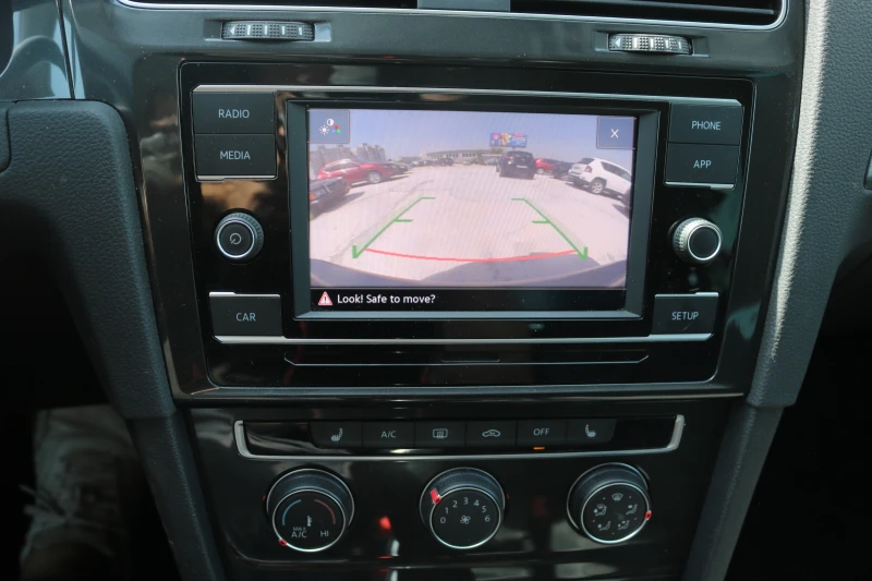 VW Golf 1.4 TSI, снимка 14 - Автомобили и джипове - 51553517