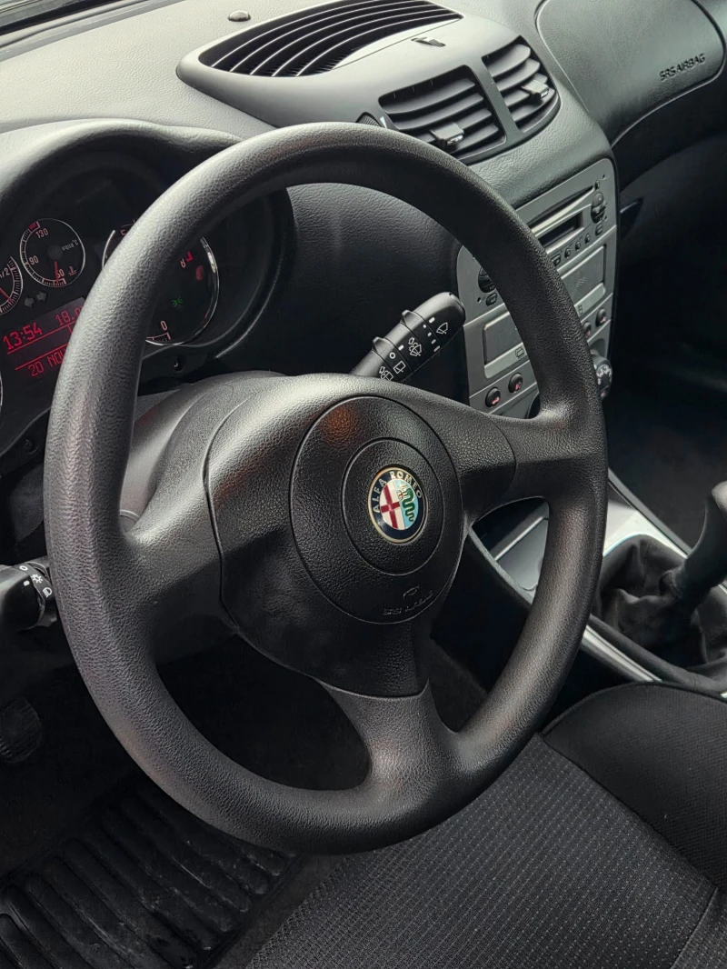 Alfa Romeo 147 80хил.км. 1.6TwinSpark НОВА КОЛА, снимка 7 - Автомобили и джипове - 52481508