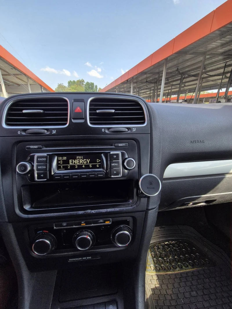 VW Golf 1.6 DIESEL, снимка 7 - Автомобили и джипове - 52614635
