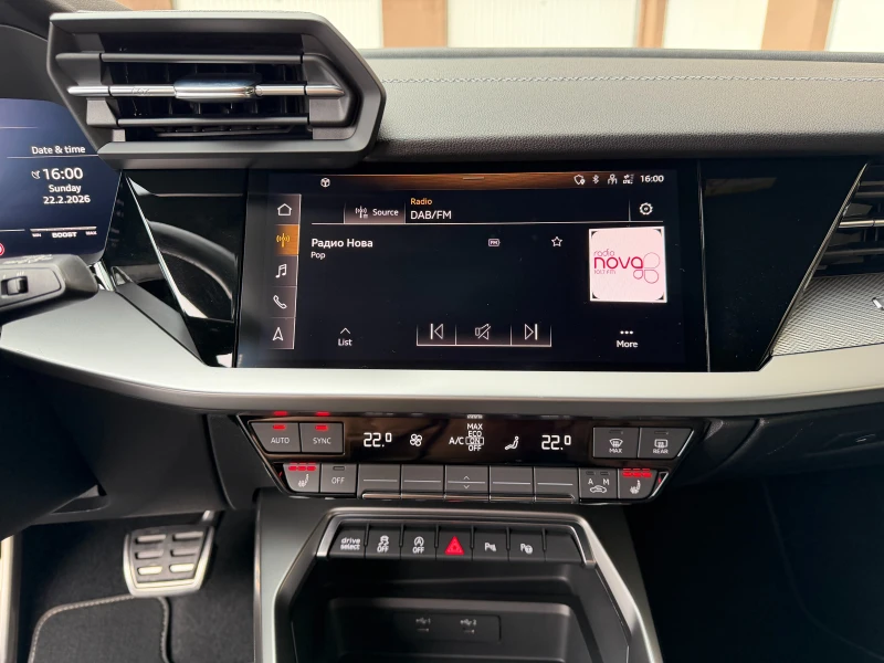 Audi S3 2.0 TFSI Quattro Matrix Дистроник Подгрев ТОП   , снимка 11 - Автомобили и джипове - 53584222