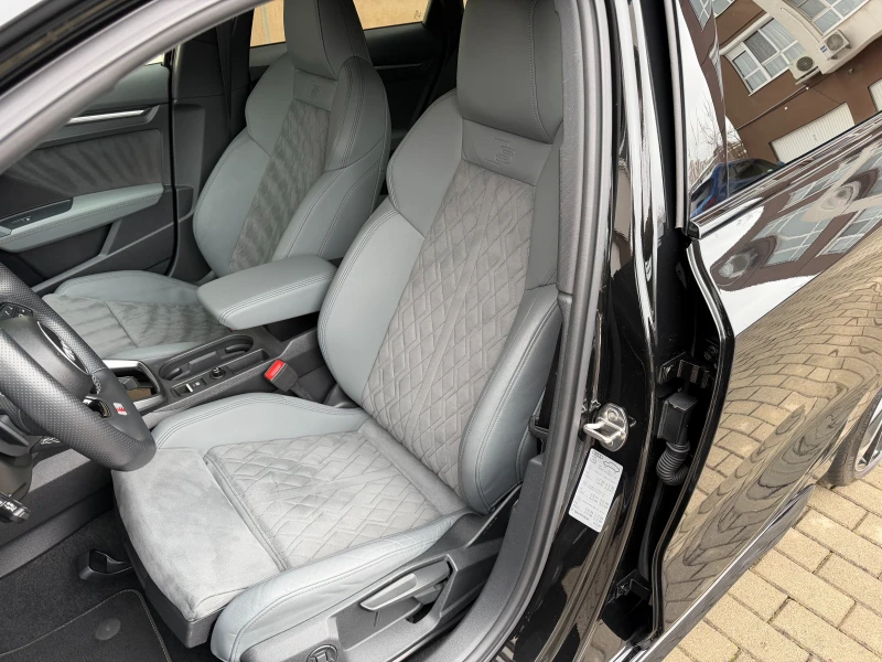 Audi S3 2.0 TFSI Quattro Matrix Дистроник Подгрев ТОП   , снимка 9 - Автомобили и джипове - 53584222