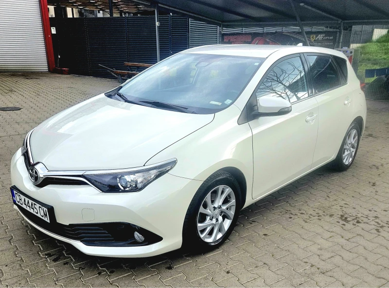 Toyota Auris 1.2Ti/Automatik/55 000 км. - 27900 лв. - 24547269 | Car24.bg
