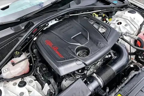 Alfa Romeo Giulia Q4 / CARFAX, снимка 15 - Автомобили и джипове - 54827090