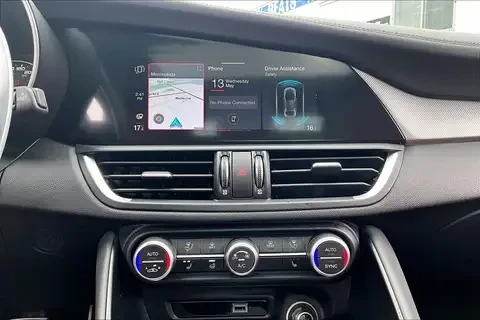 Alfa Romeo Giulia Q4 / CARFAX, снимка 10 - Автомобили и джипове - 54827090