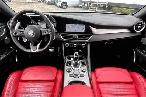 Alfa Romeo Giulia Q4 / CARFAX, снимка 6 - Автомобили и джипове - 54827090