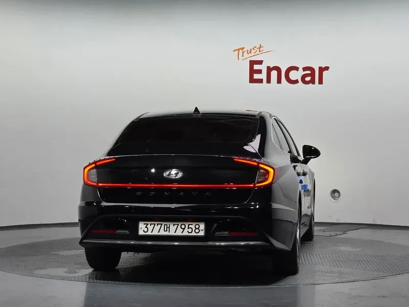 Hyundai Sonata 2.0 Lpg, снимка 4 - Автомобили и джипове - 55699626