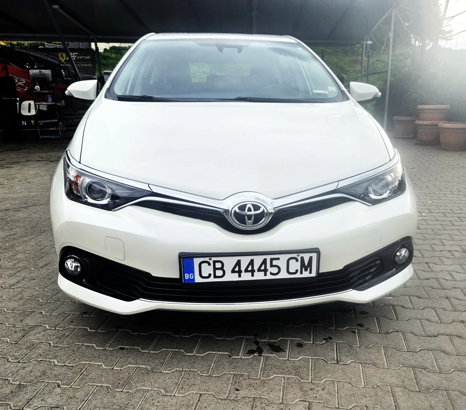 Toyota Auris 1.2Ti/Automatik/55 000 км. - изображение 2