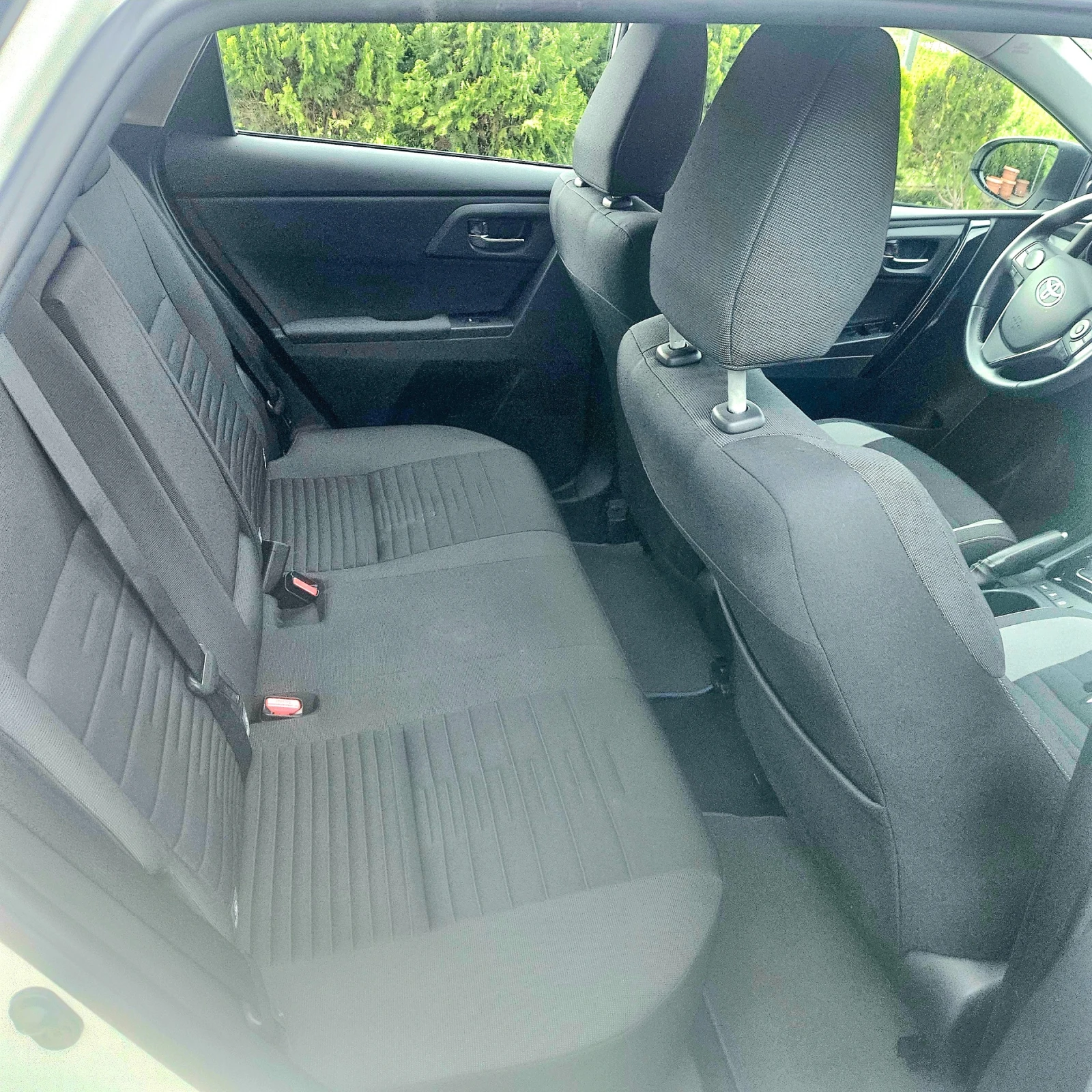 Toyota Auris 1.2Ti/Automatik/55 000 км. - изображение 9