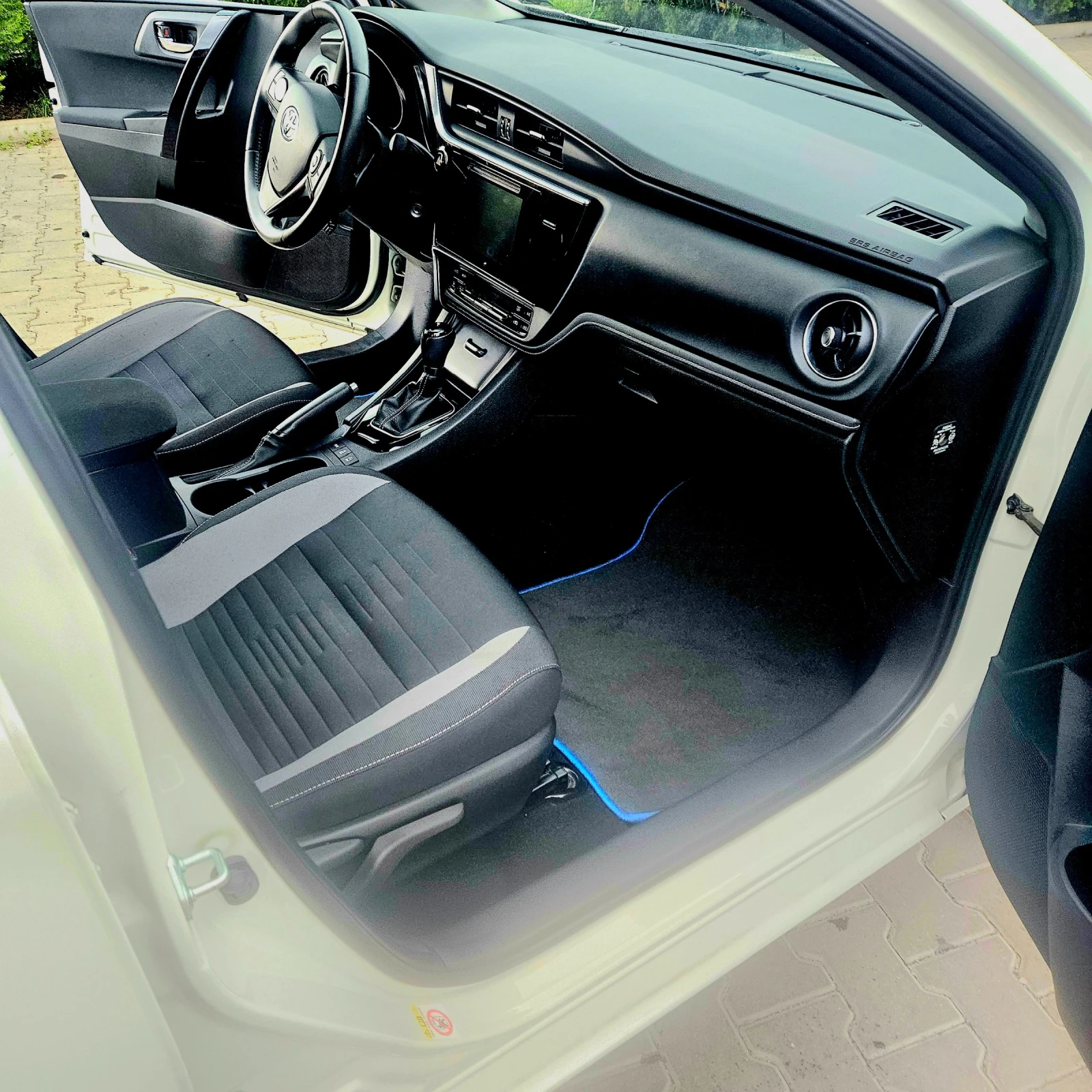 Toyota Auris 1.2Ti/Automatik/55 000 км. - изображение 10