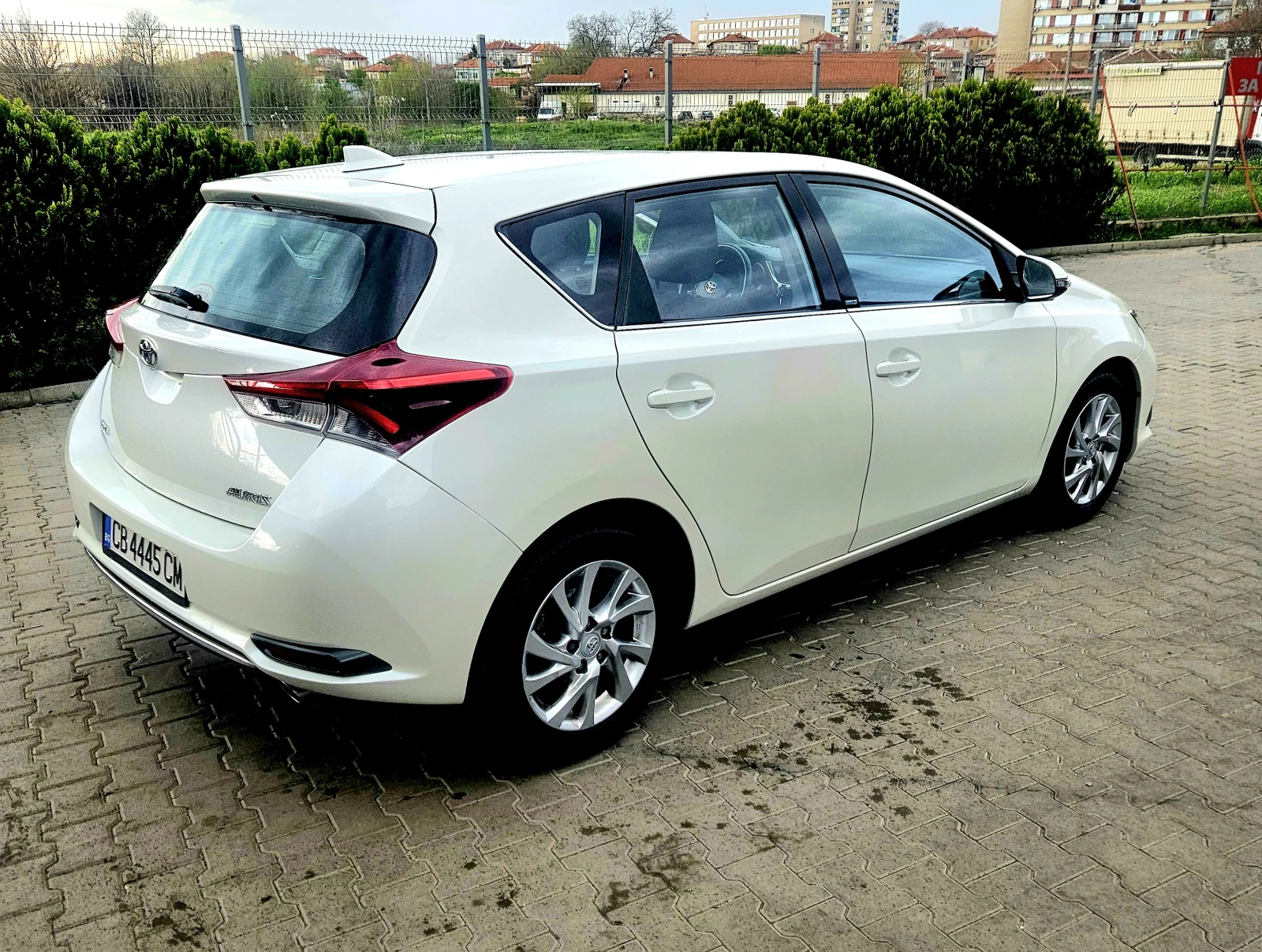 Toyota Auris 1.2Ti/Automatik/55 000 км. - изображение 4