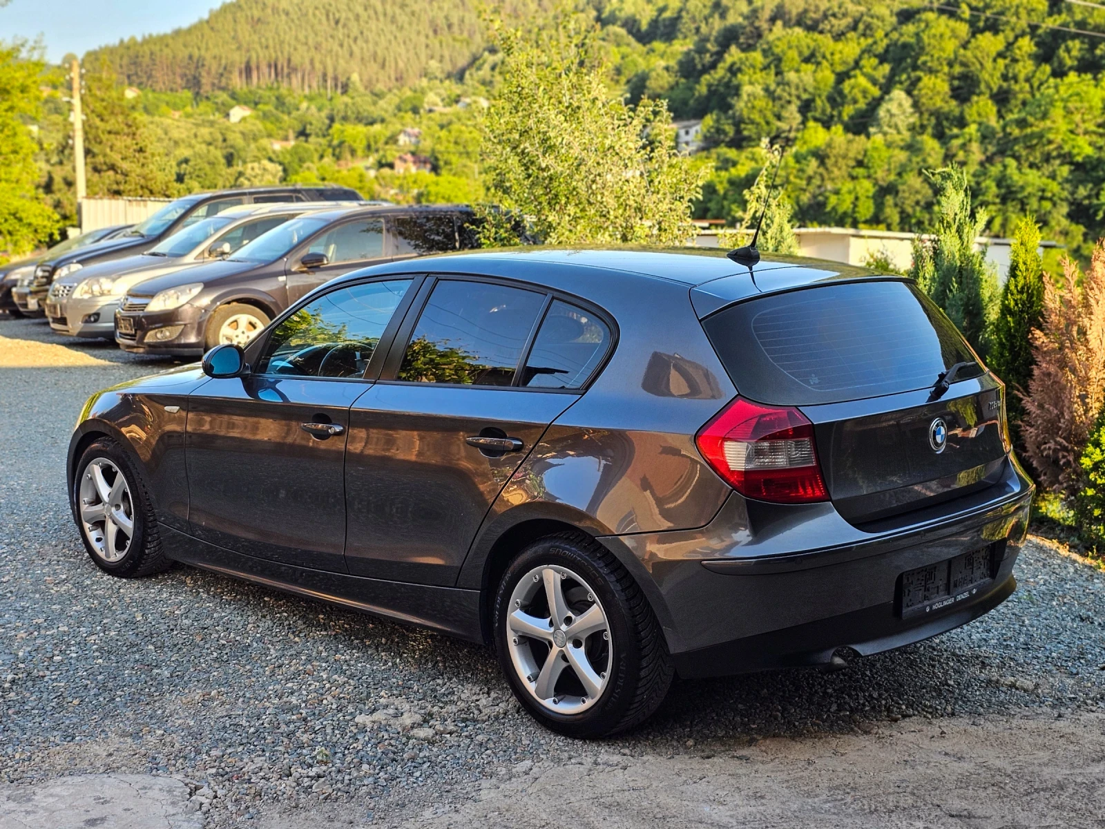 BMW 118 2.0D 122hp Xenon * PDC  - изображение 4