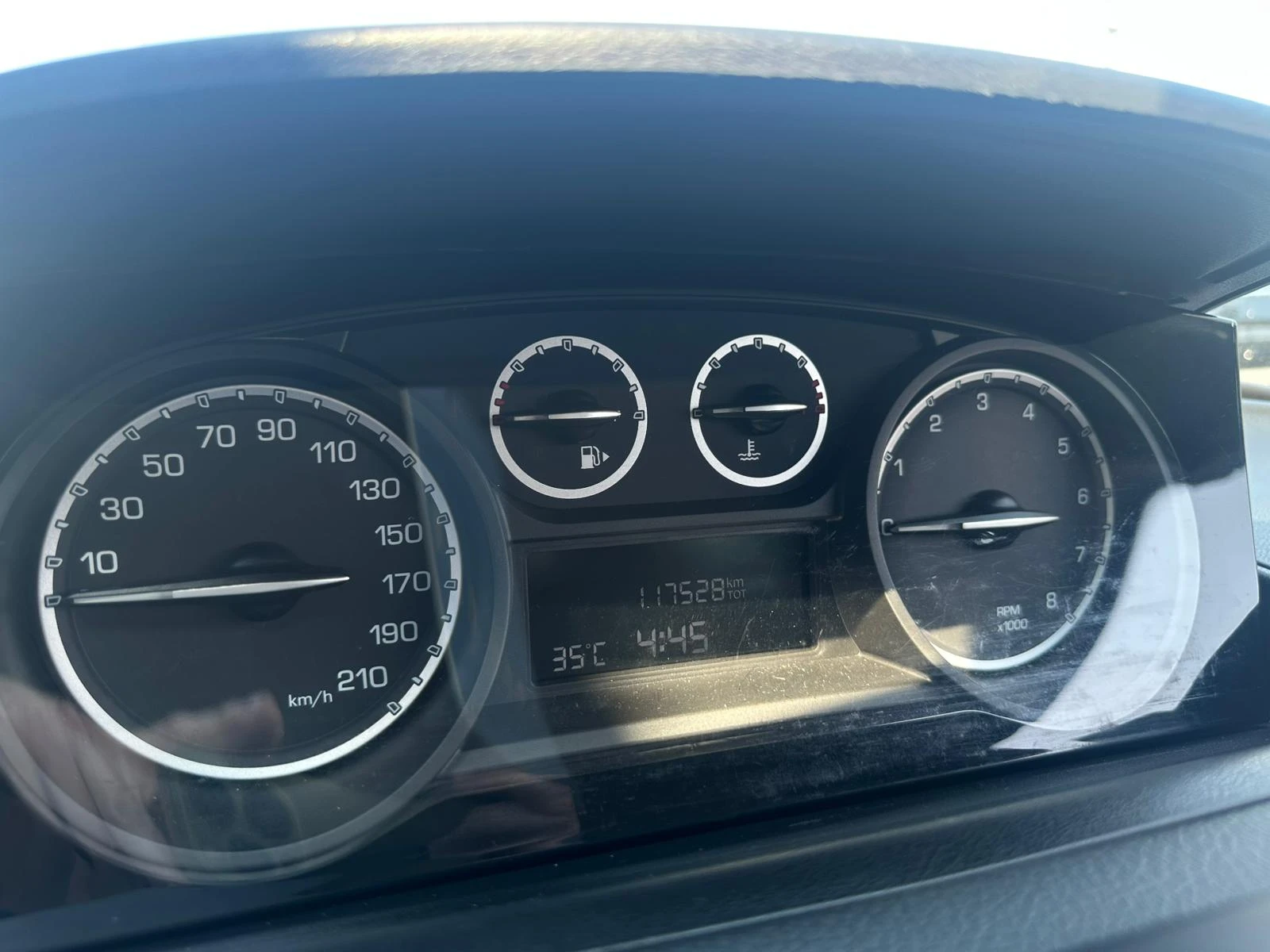 Lancia Ypsilon / 1.3I / 117000 KM / EURO 5 / TOP / | Mobile.bg   15