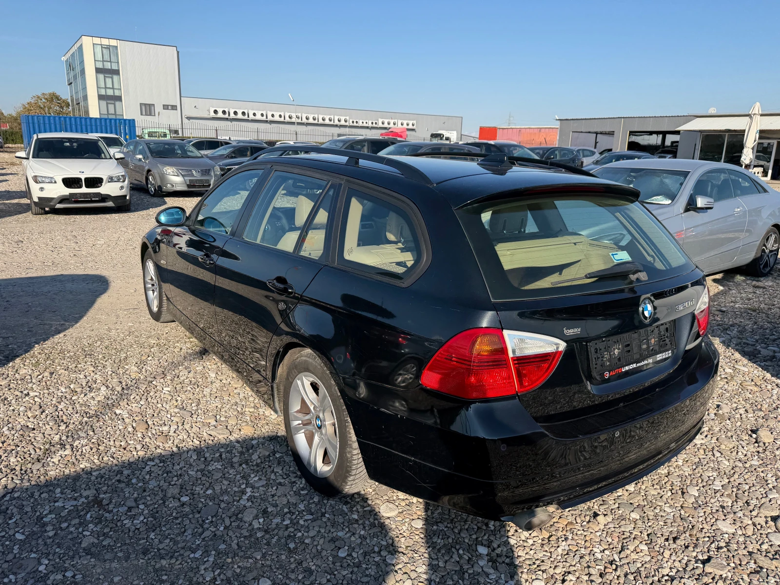 BMW 320 2.0 D (KATO НОВА) - изображение 8