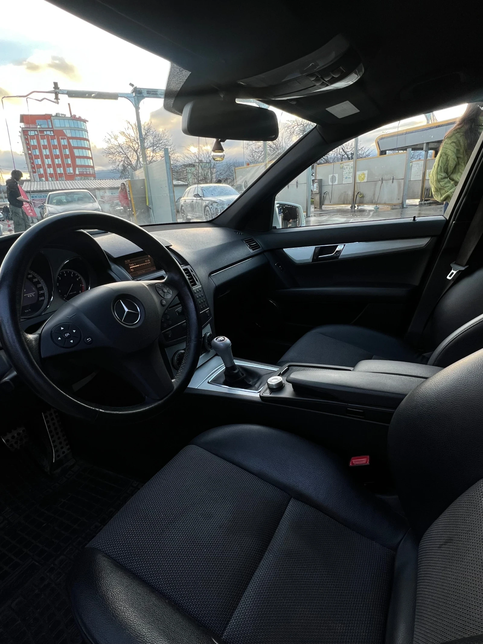 Mercedes-Benz C 180 Kompressor - изображение 8