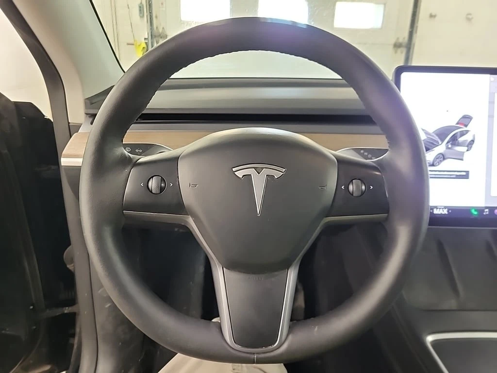Tesla Model Y * LONG RANGE * CARFAX * ��� ������������ ������ | Mobile.bg � ����������� 11