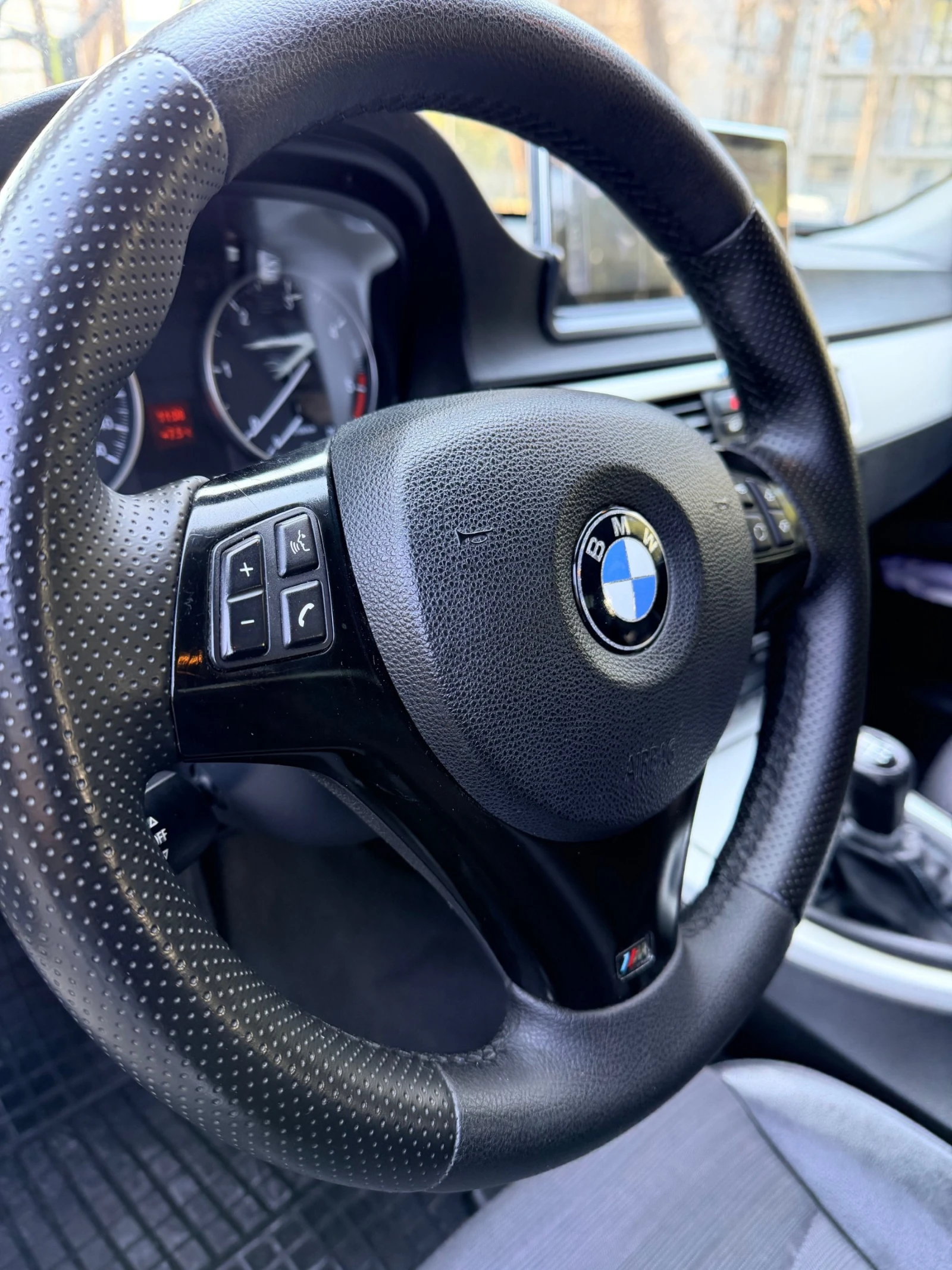 BMW 318 Multimedia, снимка 11 - Автомобили и джипове - 53705486